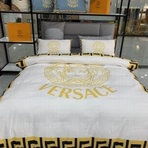 Versace Logo Brand Bedding Set Bedspread Home Decor Luxury Bedroom