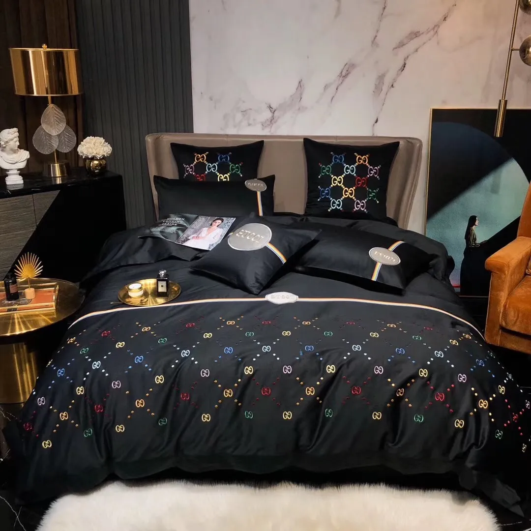 Gucci Black Logo Brand Bedding Set Bedroom Home Decor Luxury Bedspread