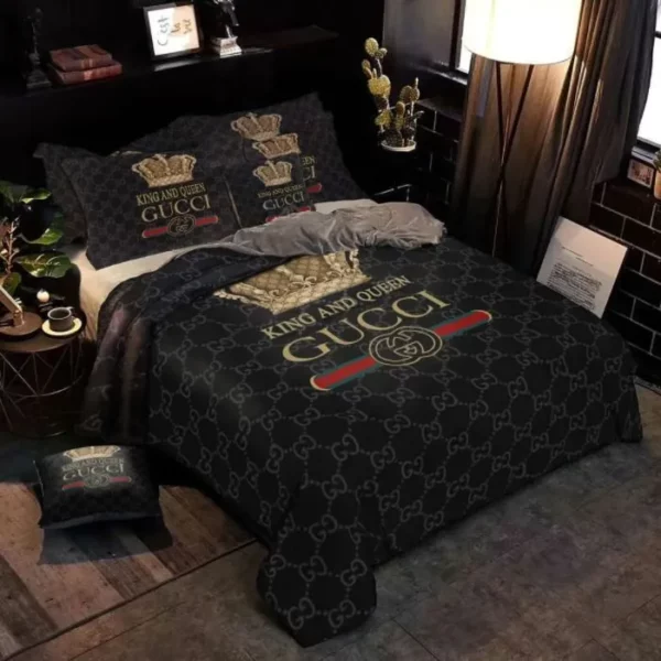 Gucci King And Queen Logo Brand Bedding Set Luxury Bedspread Bedroom Home Decor