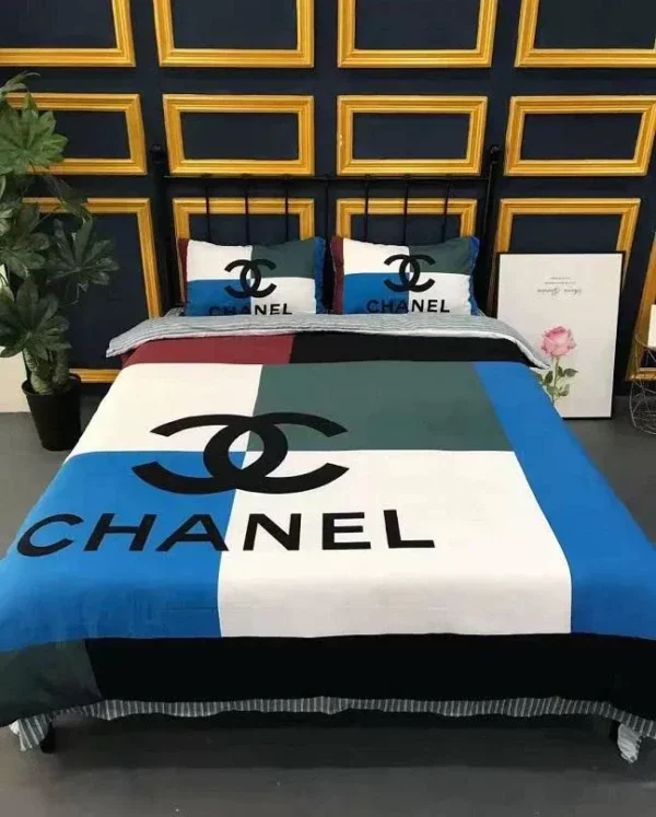 Chanel Logo Brand Bedding Set Luxury Bedspread Bedroom Home Decor