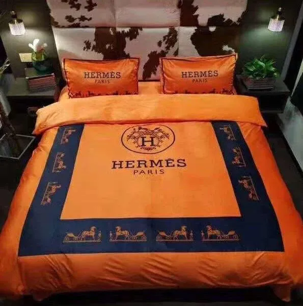 Hermes Logo Brand Bedding Set Luxury Home Decor Bedroom Bedspread