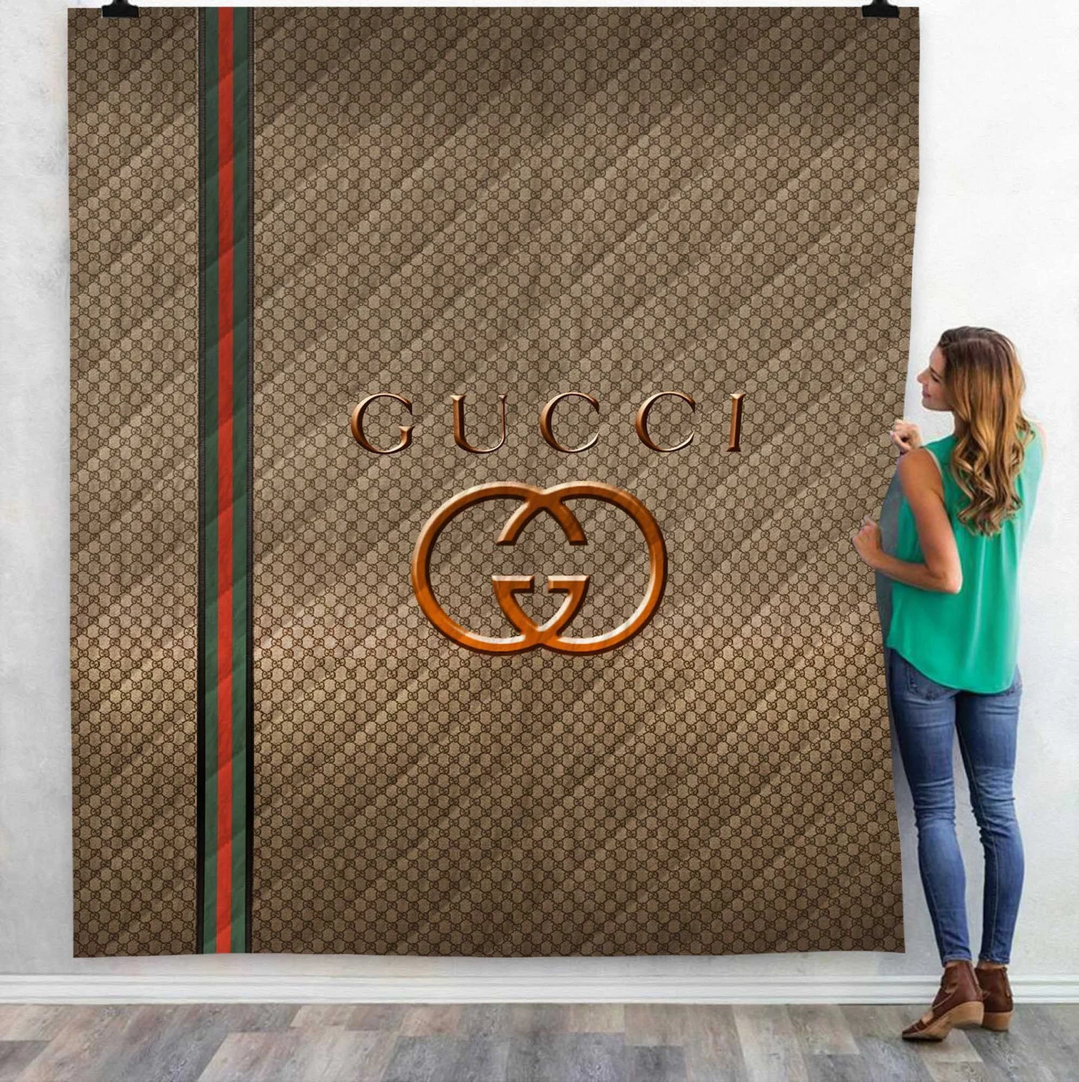 Gucci Golden Fleece Blanket Luxury Home Decor Fashion Brand