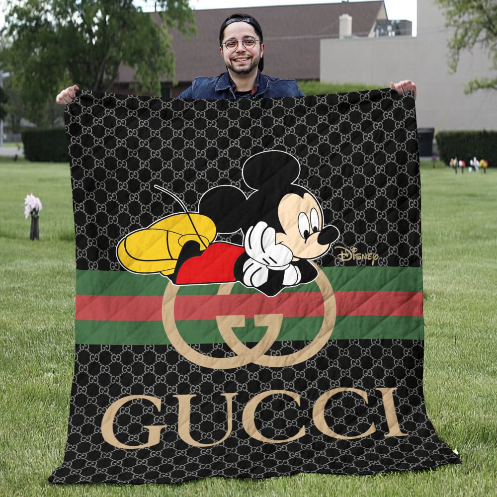 Gucci Mickey Mouse Fleece Blanket Home Decor Fashion Brand Luxury