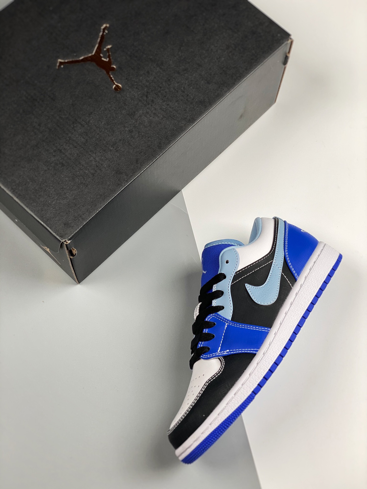 Air Jordan 1 Low Blue Black White DH0206-400 For Sale