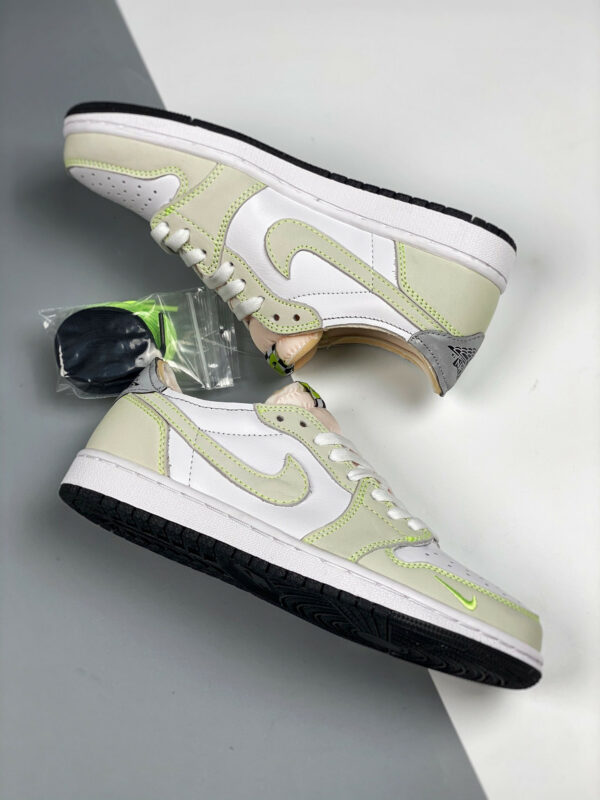 Air Jordan 1 Low OG White Ghost Green-Black DM7837-103 For Sale