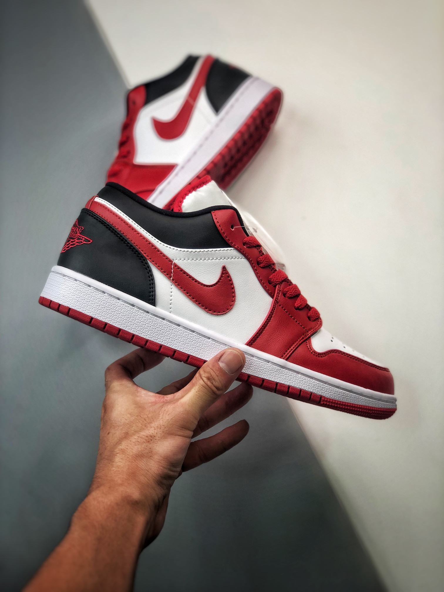 Air Jordan 1 Low Reverse Black Toe DC0774-160 For Sale