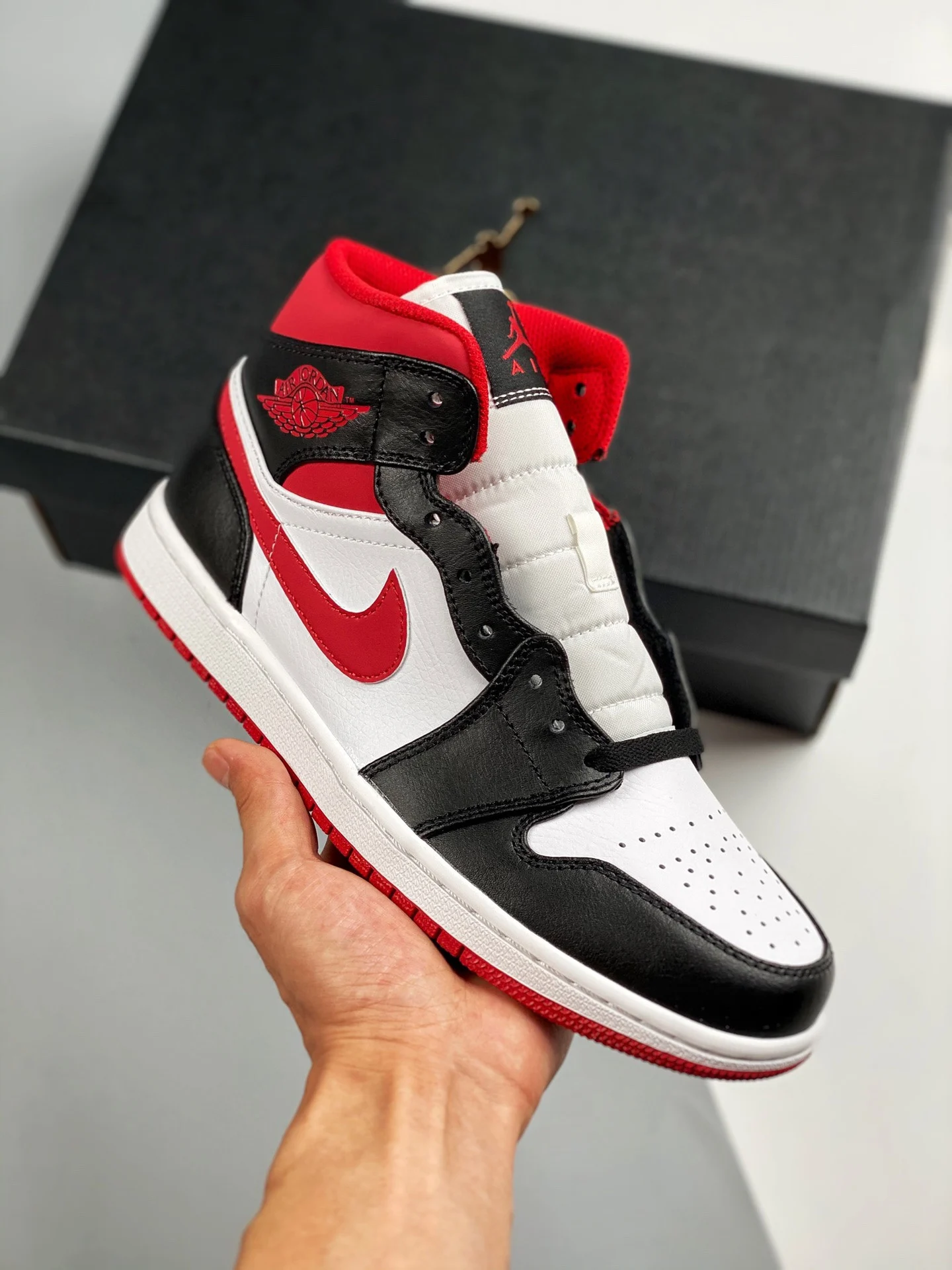 Air Jordan 1 Mid Metallic Red White Gym Red-Black For Sale