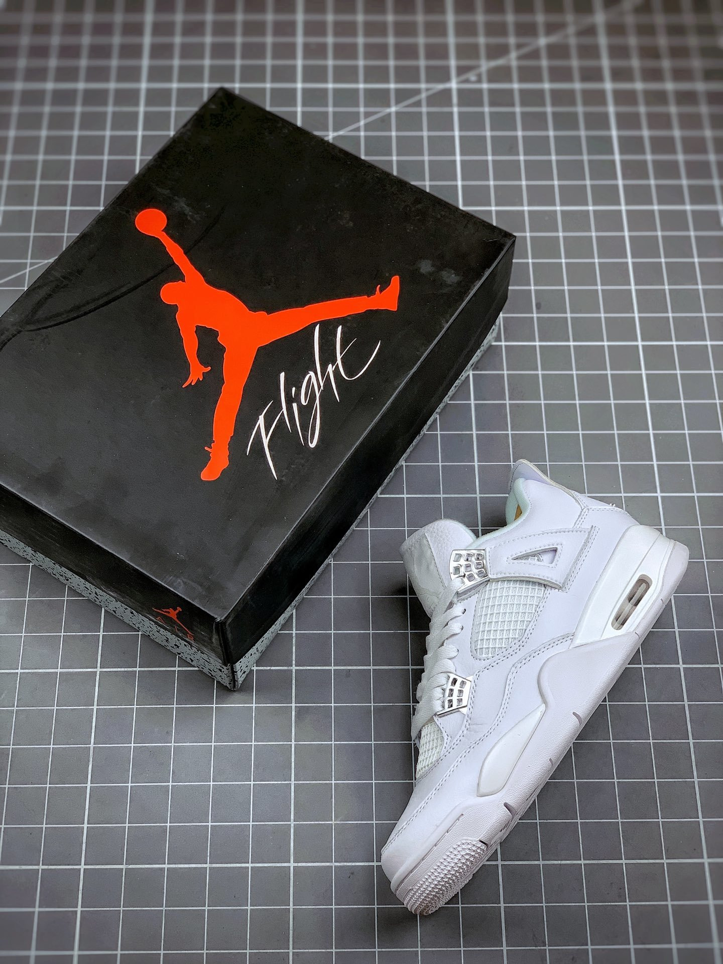 Air Jordan 4 Pure Money White Metallic Silver For Sale