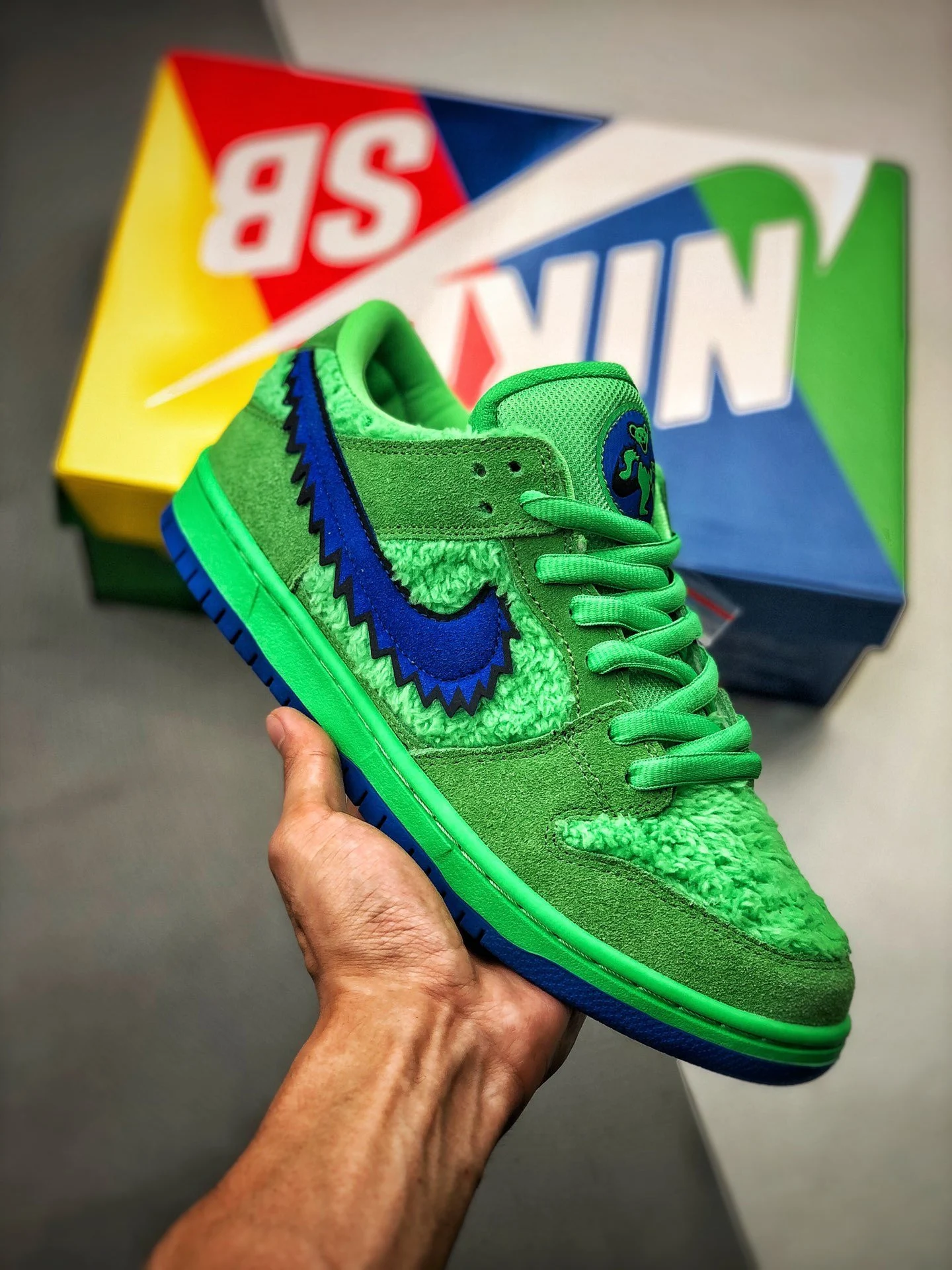 Grateful Dead x Nike SB Dunk Low Green Bear CJ5378-300 For Sale