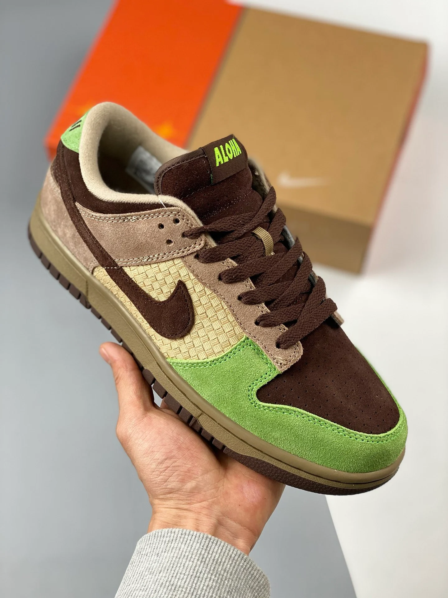 Kickshawaii x Nike Dunk Low Aloha Khaki Brown-Mean Green For Sale