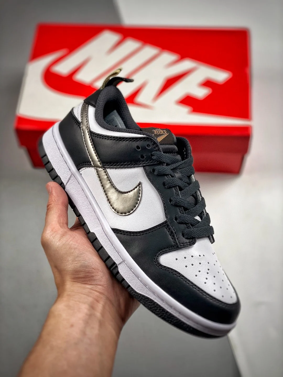 Nike Dunk Low Off Noir White Metallic Gold DH9764-001 For Sale