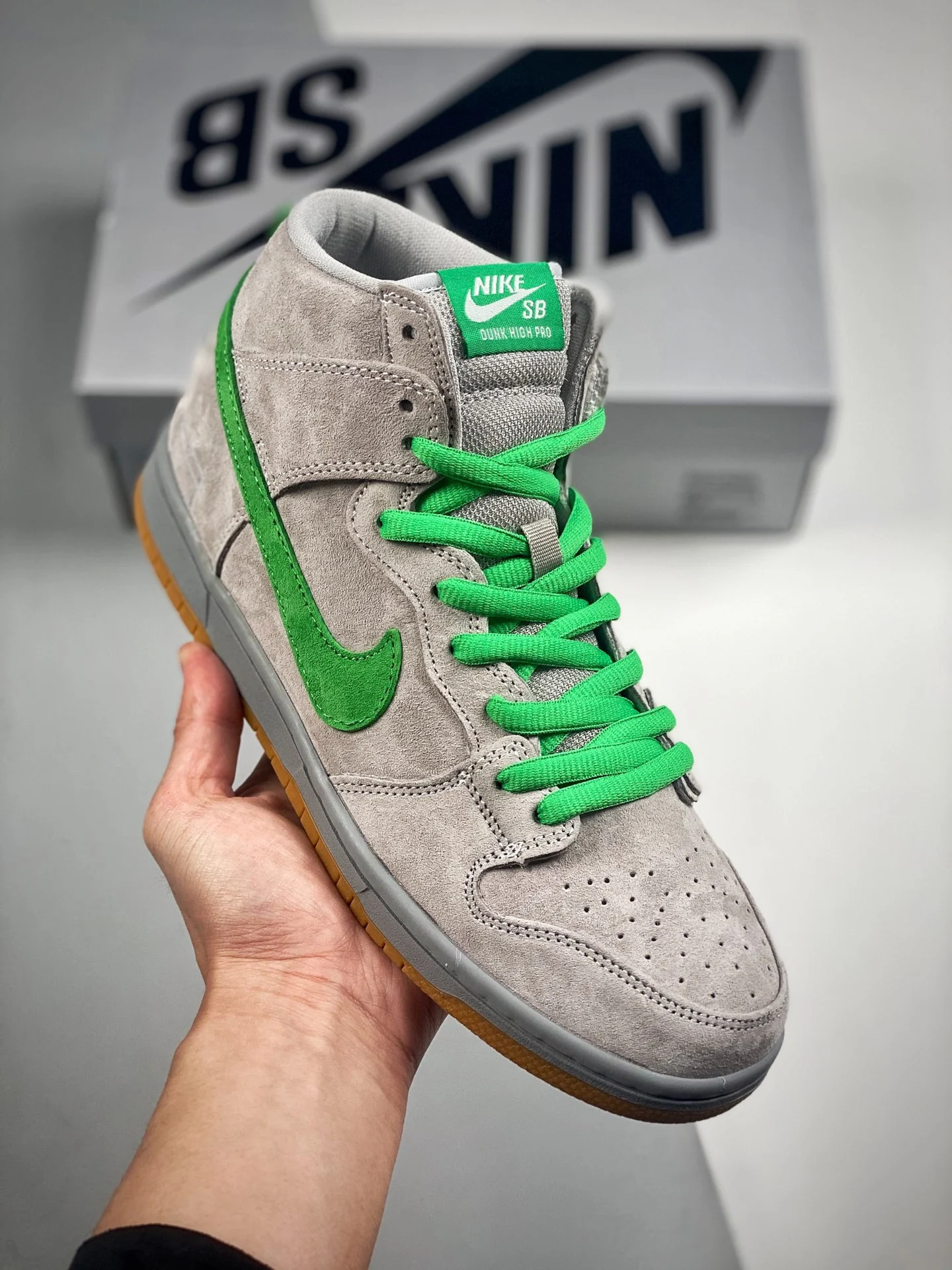 Nike SB Dunk High Silver Box Metallic SilverHyper Verde-Gum Yellow For Sale