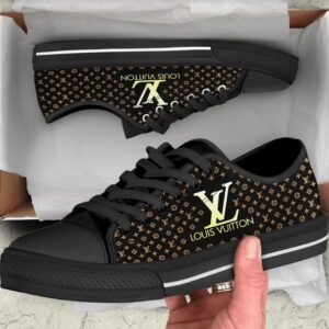 Louis vuitton brown monogram low top canvas shoes sneakers