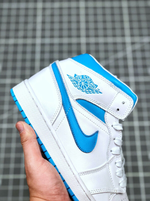 Air Jordan 1 Mid UNC White Light Blue BQ6472-114 On Sale