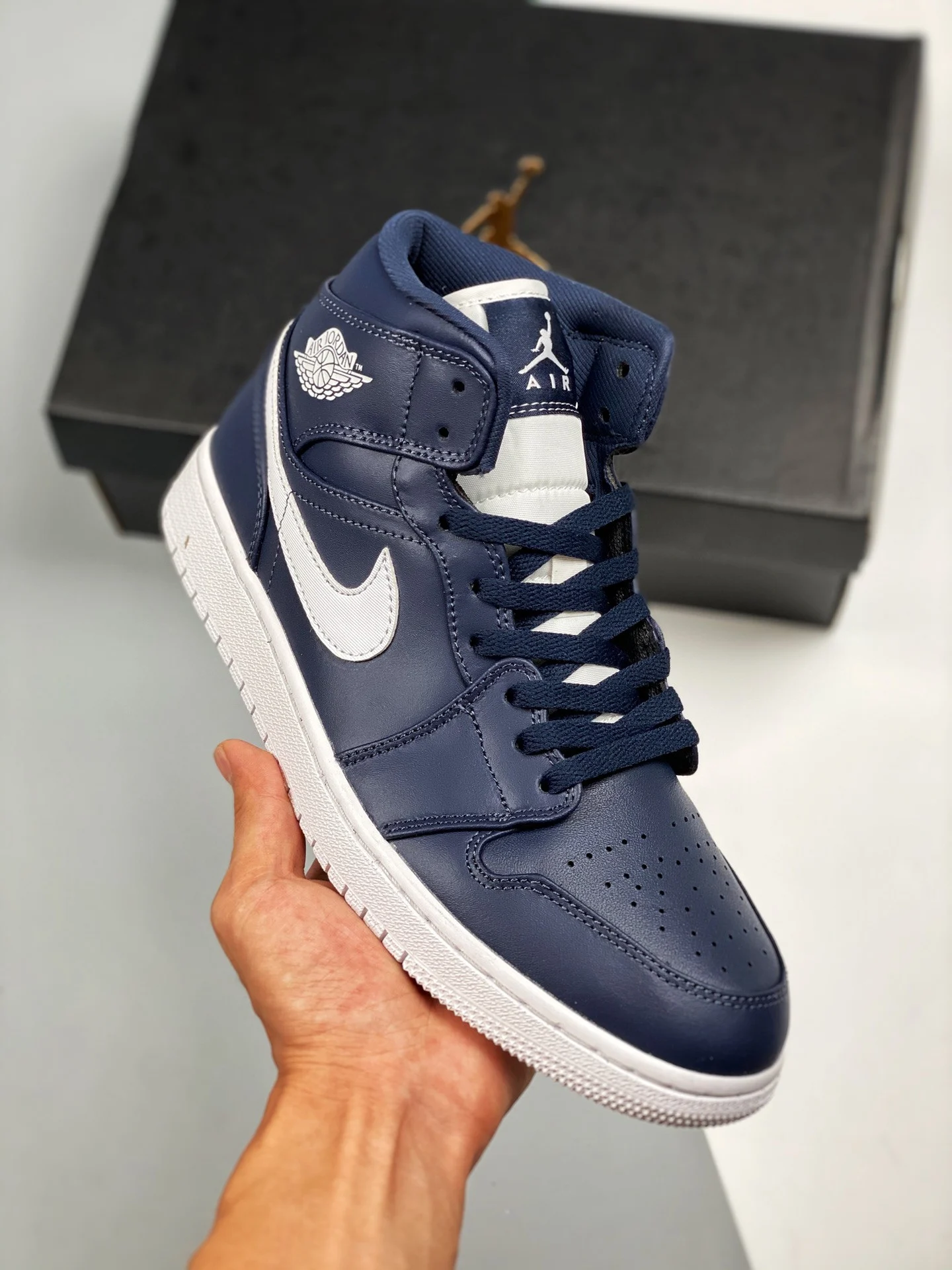 Air Jordan 1 Mid Obsidian White-White 554724-402 For Sale