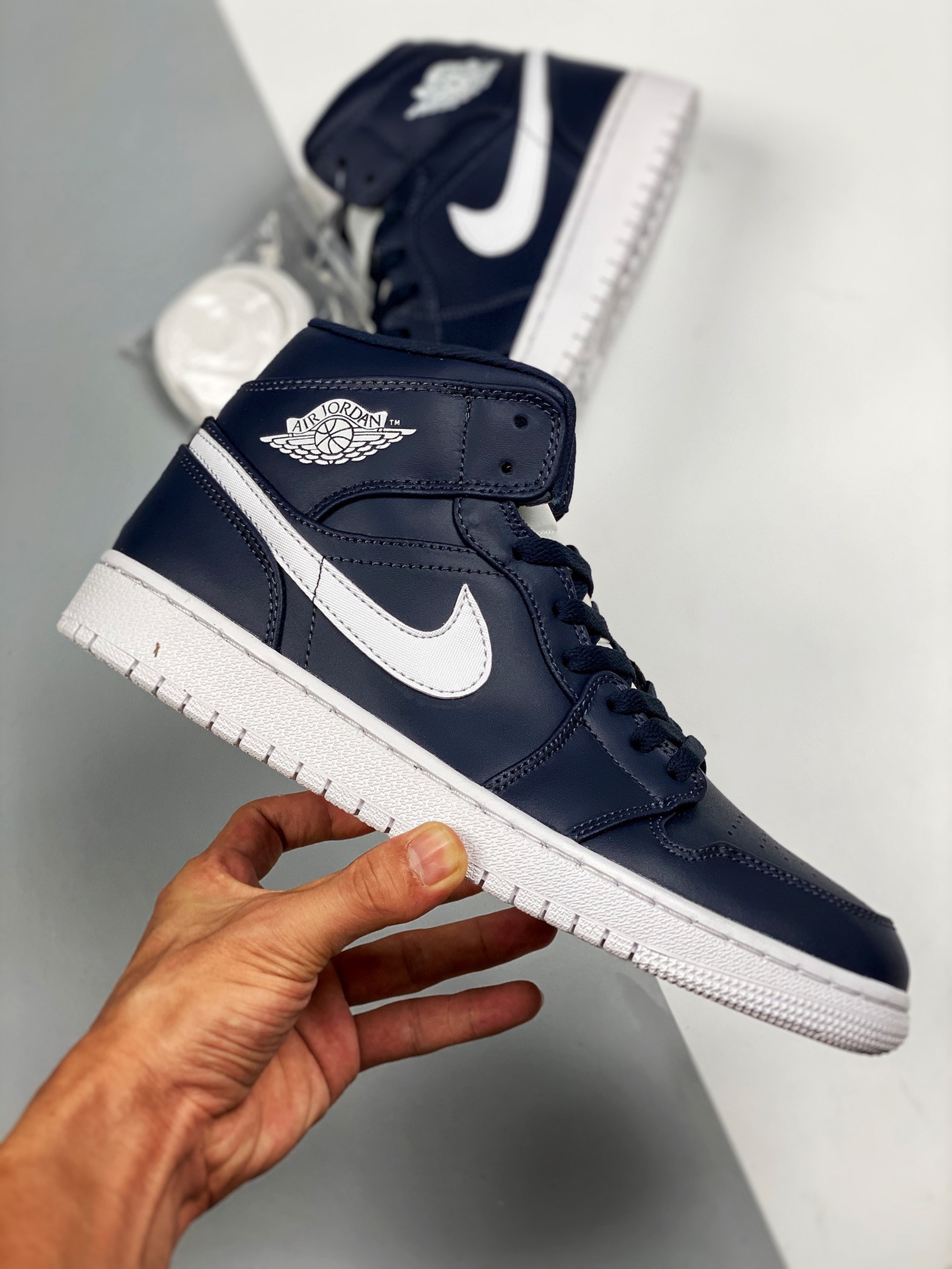 Air Jordan 1 Mid Obsidian White-White 554724-402 For Sale