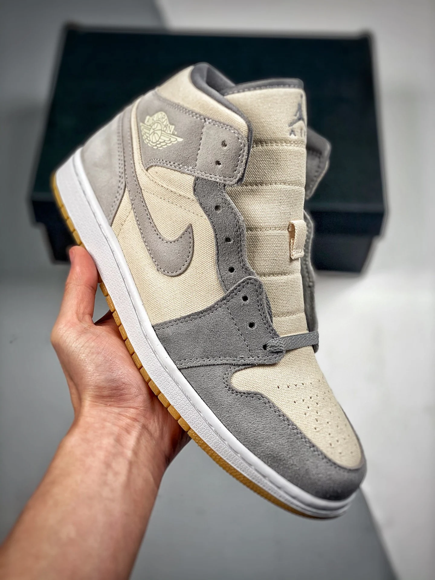 Air Jordan 1 Mid SE Coconut Milk Particle Grey For Sale