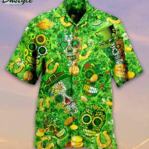 Irish Love Skull Happy And Gold Hawaiian Shirt