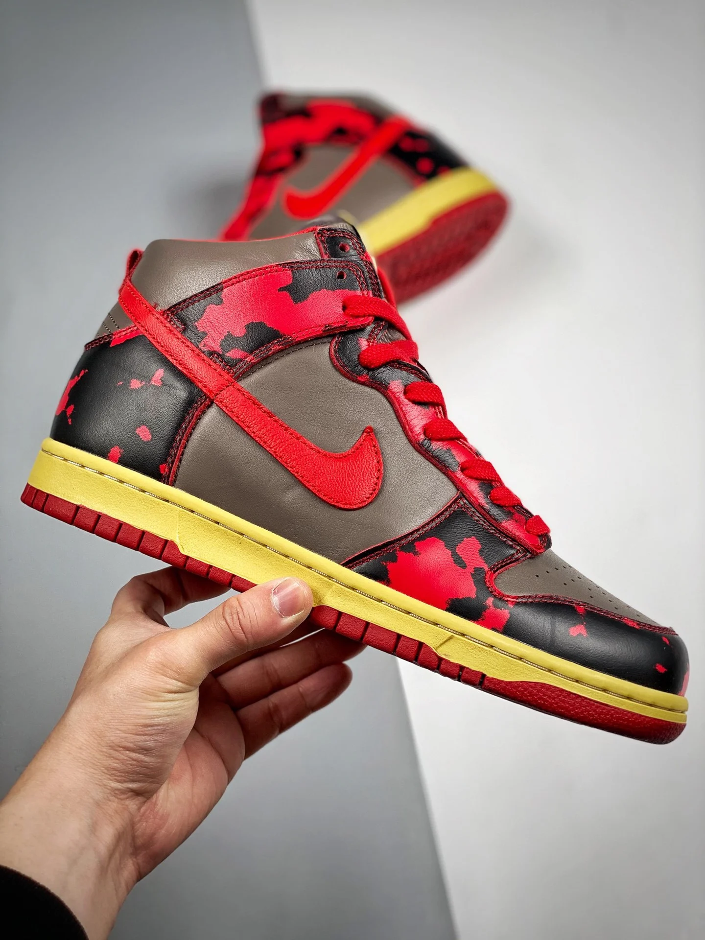 Nike Dunk High 1985 Red Acid Wash University Red Chile Red For Sale