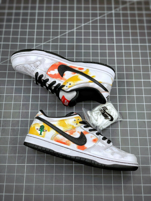 Nike SB Dunk Low Raygun Tie-Dye White Orange Flash For Sale