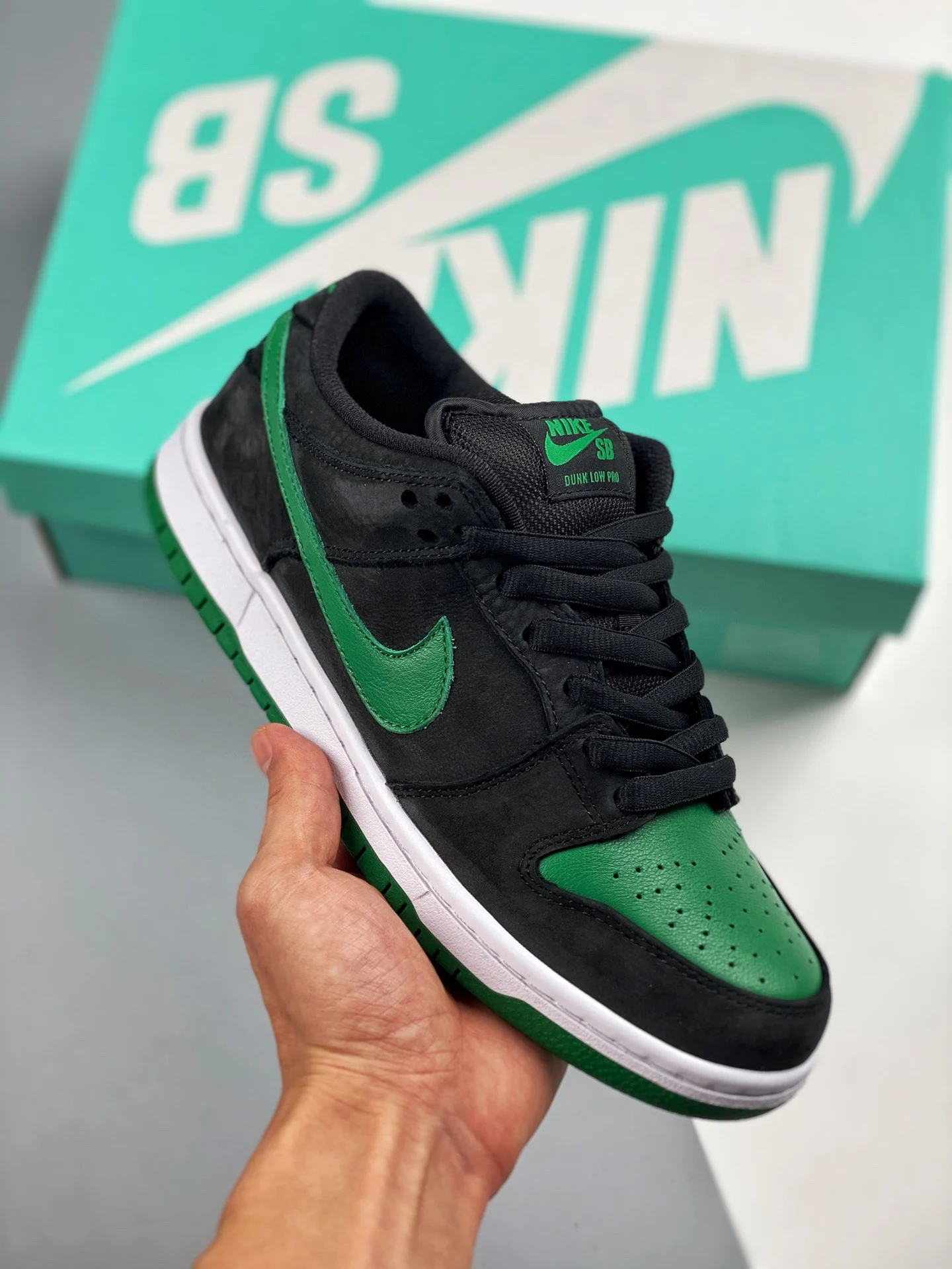 Nike SB Dunk Low Pro Black Pine Green-White For Sale