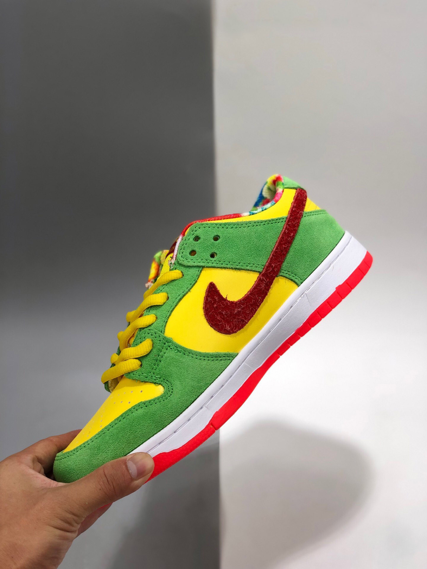 Sour Patch Kids x Nike SB Dunk Low Orange Green Red For Sale