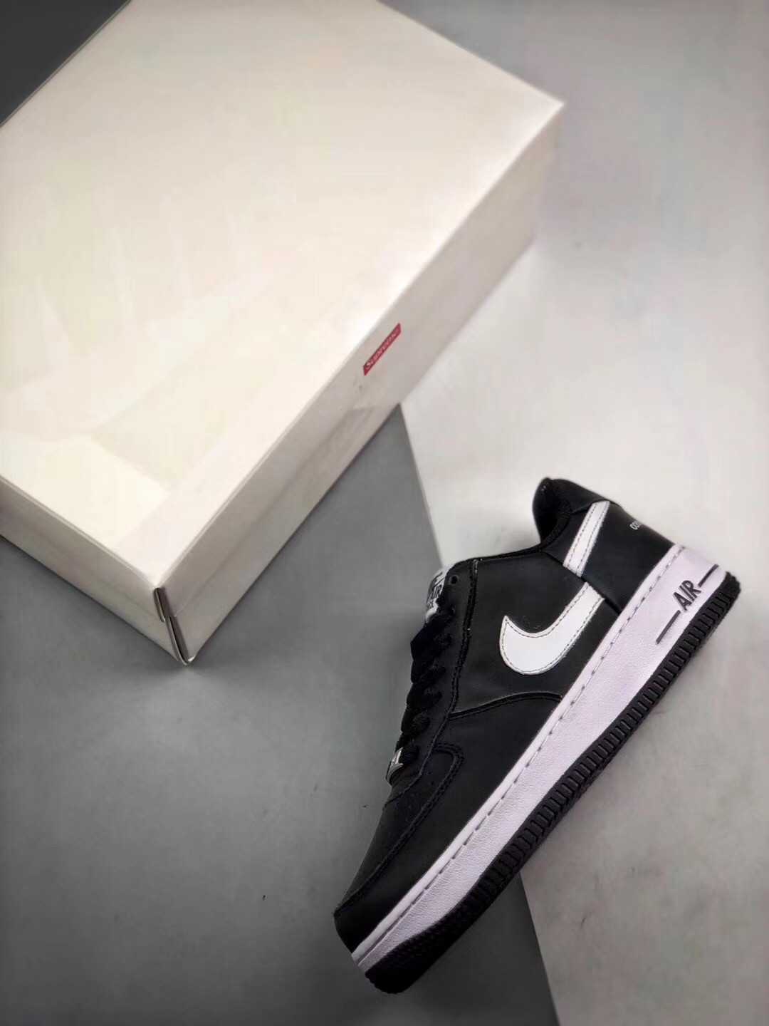 Supreme x CDG x Nike Air Force 1 Low Black White For Sale