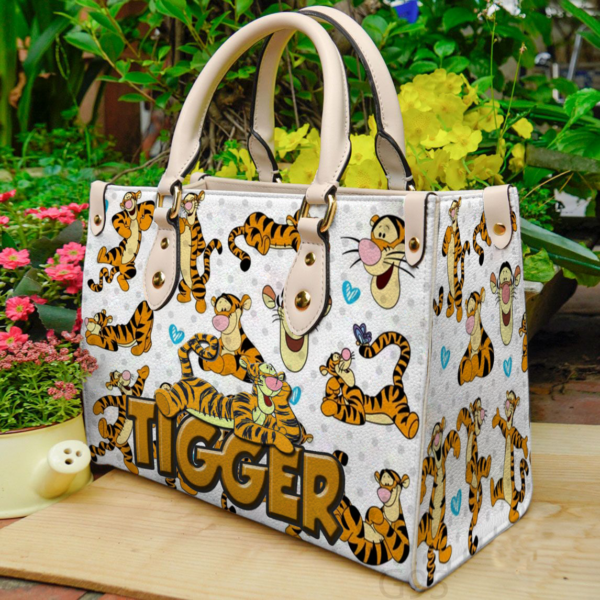 Tigger Winnie The Pooh Cute Women Leather Hand Bag