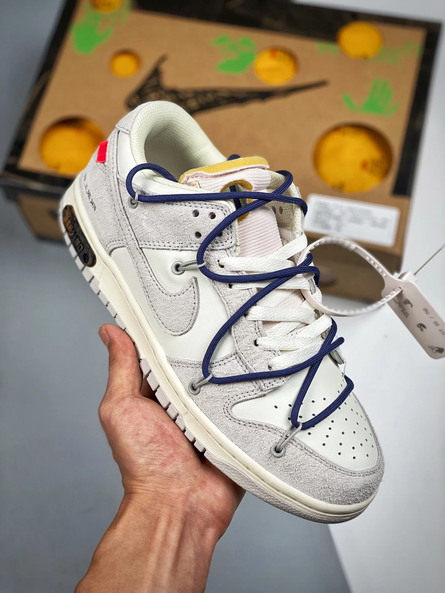 Off-White x Nike Dunk Low 18 of 50 Sail Grey For Sale