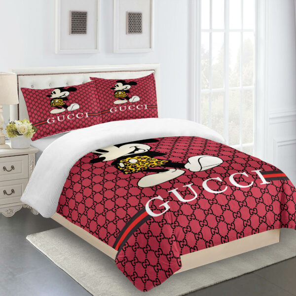 Gucci Red Micky Mouse Logo Brand Bedding Set Bedspread Bedroom Home Decor Luxury