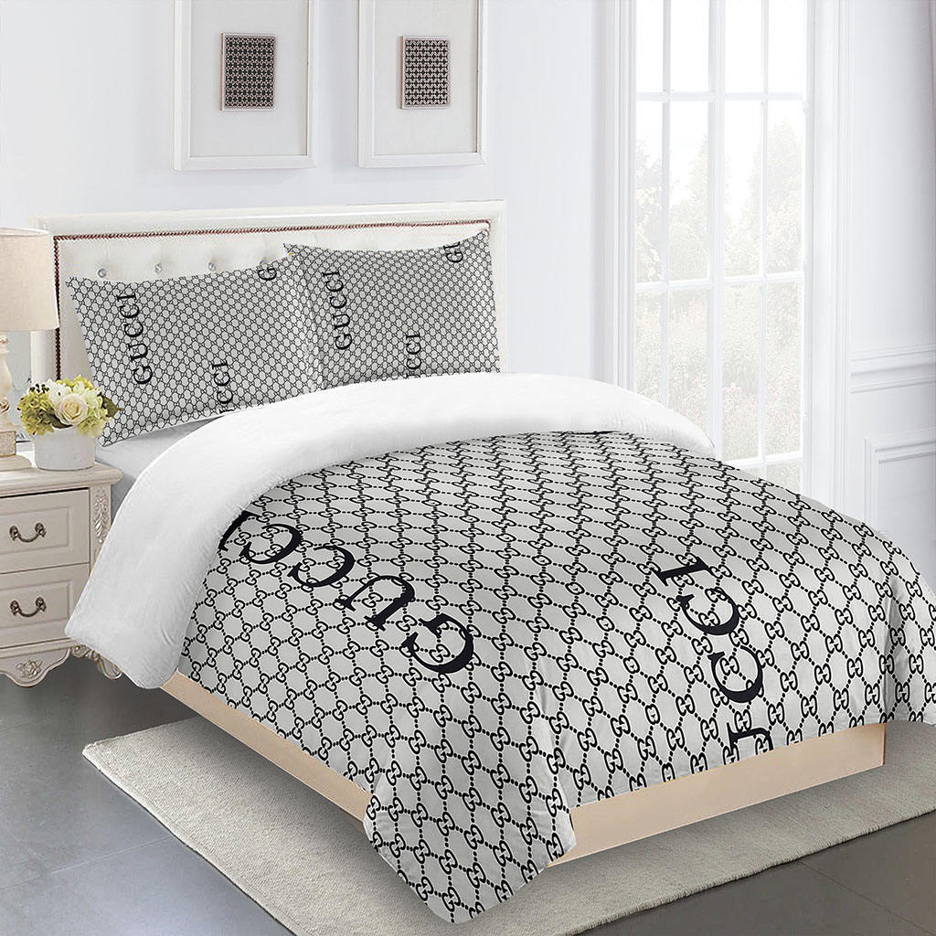 Gucci Gray And Black Logo Brand Bedding Set Luxury Home Decor Bedroom Bedspread