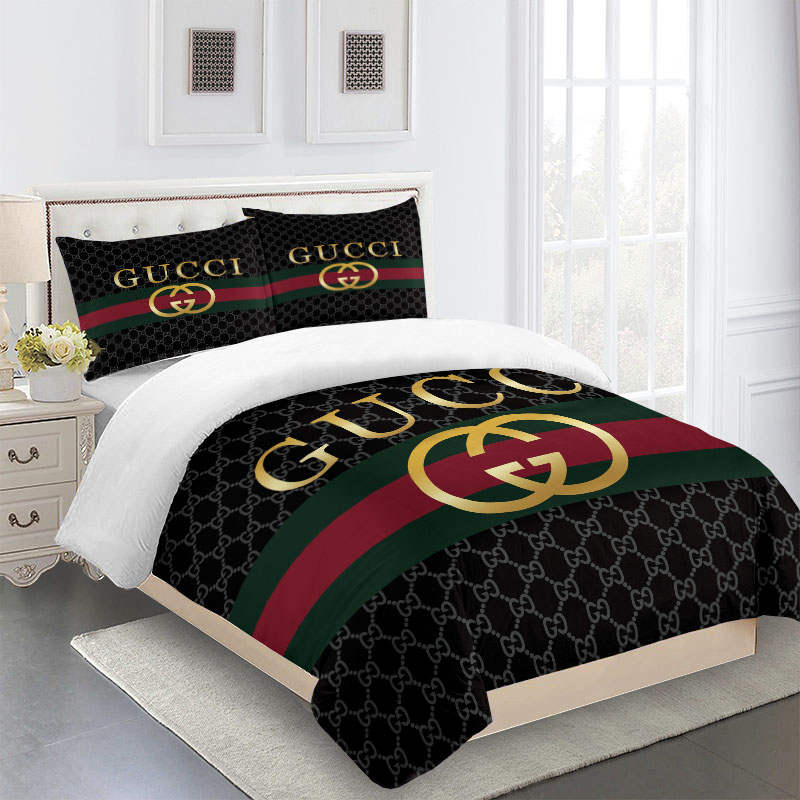 Gucci Black And Gold Logo Brand Bedding Set Luxury Home Decor Bedroom Bedspread