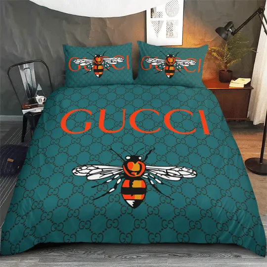 Gucci Bee Logo Brand Bedding Set Bedspread Bedroom Luxury Home Decor