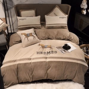 Hermes Logo Brand Bedding Set Luxury Bedspread Bedroom Home Decor