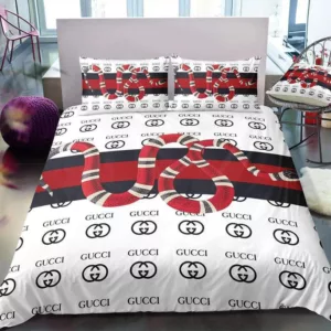 Gucci Snake Logo Brand Bedding Set Luxury Home Decor Bedroom Bedspread