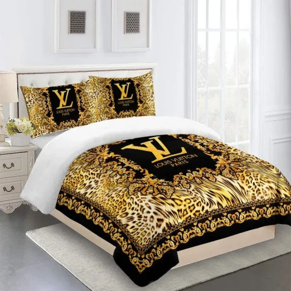 Louis Vuitton Logo Brand Bedding Set Bedspread Luxury Home Decor Bedroom