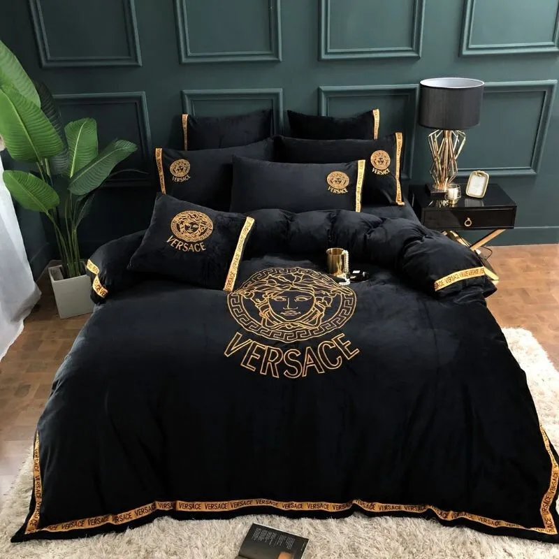 Gianni Versace Black Logo Brand Bedding Set Bedroom Luxury Home Decor Bedspread