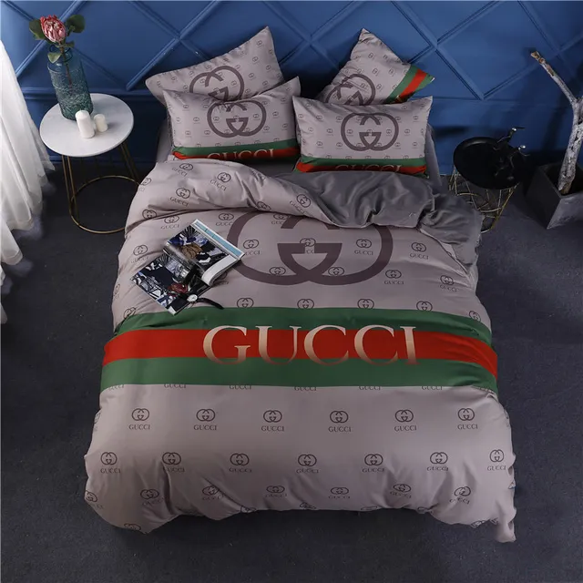 Gucci Logo Brand Bedding Set Home Decor Luxury Bedroom Bedspread