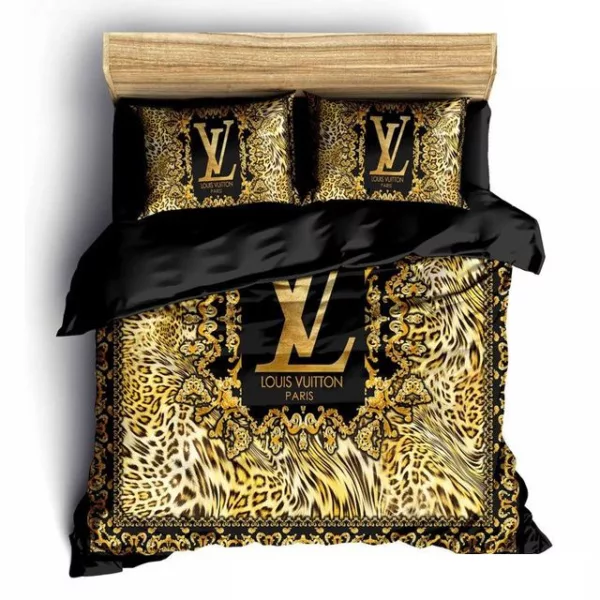 Louis Vuitton Logo Brand Bedding Set Home Decor Luxury Bedspread Bedroom