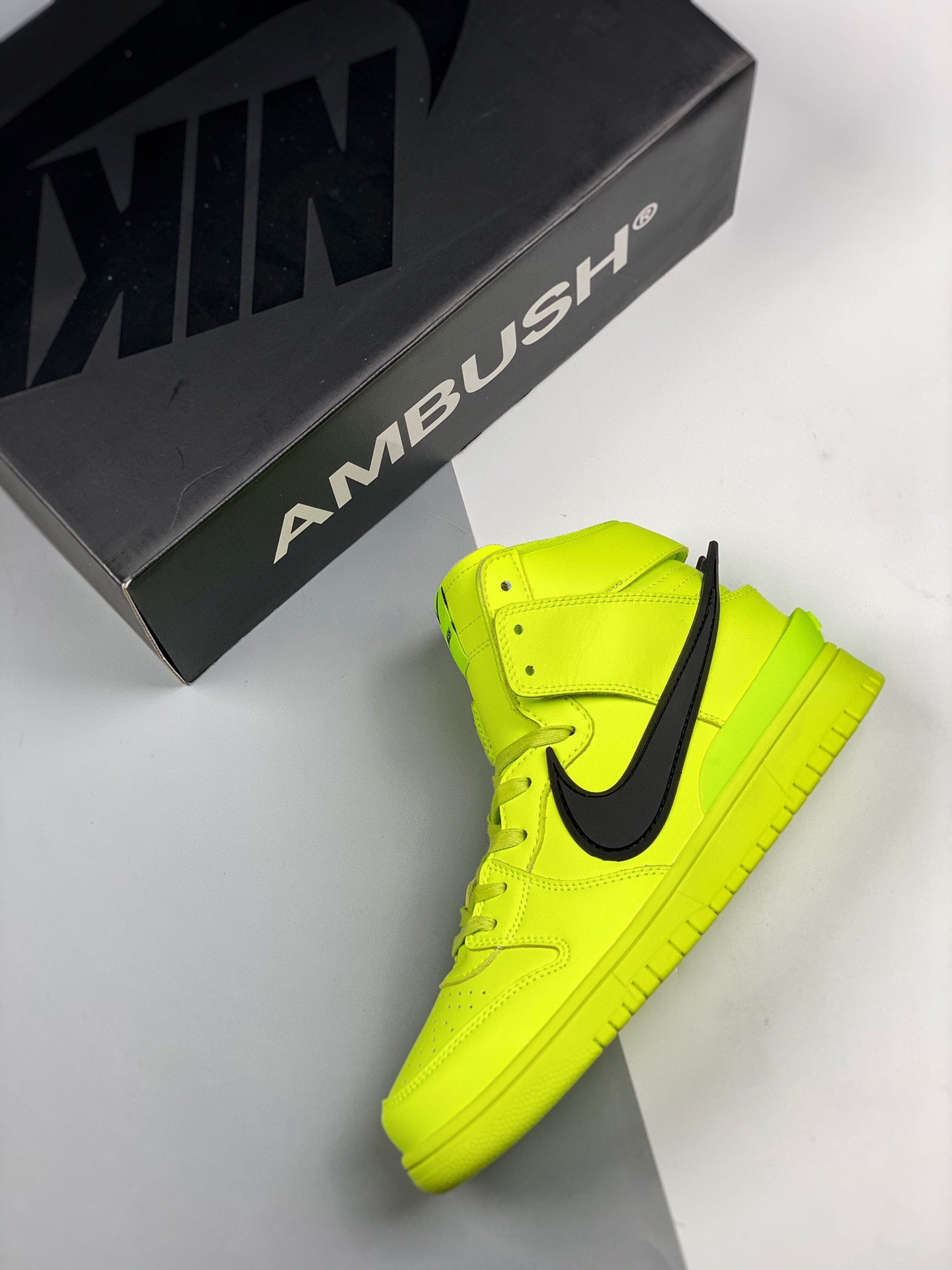 AMBUSH x Nike Dunk High Atomic Green CU7544-300 For Sale