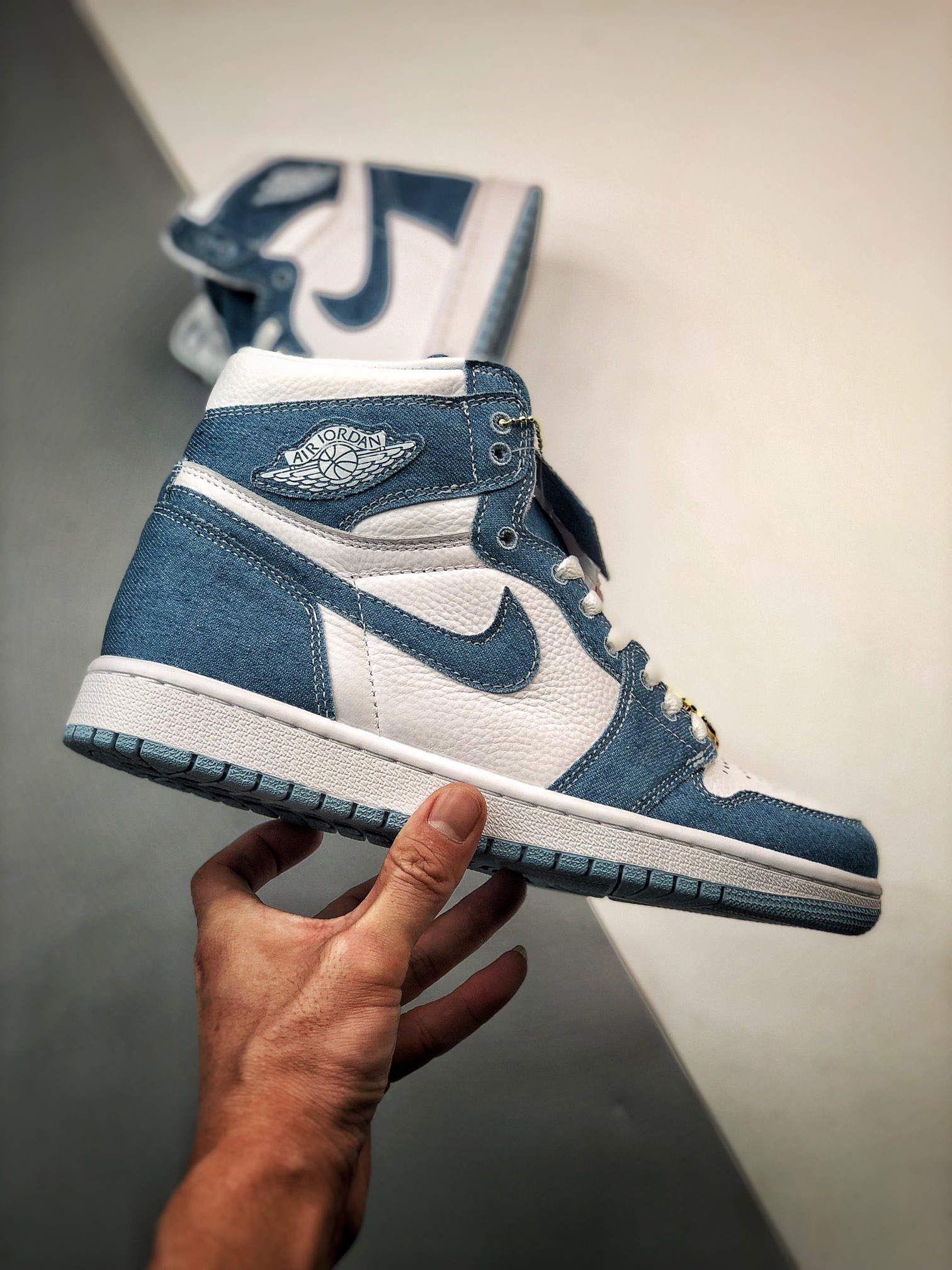 Air Jordan 1 High OG Denim White Worn Blue-Metallic Gold DM9036-104 For Sale