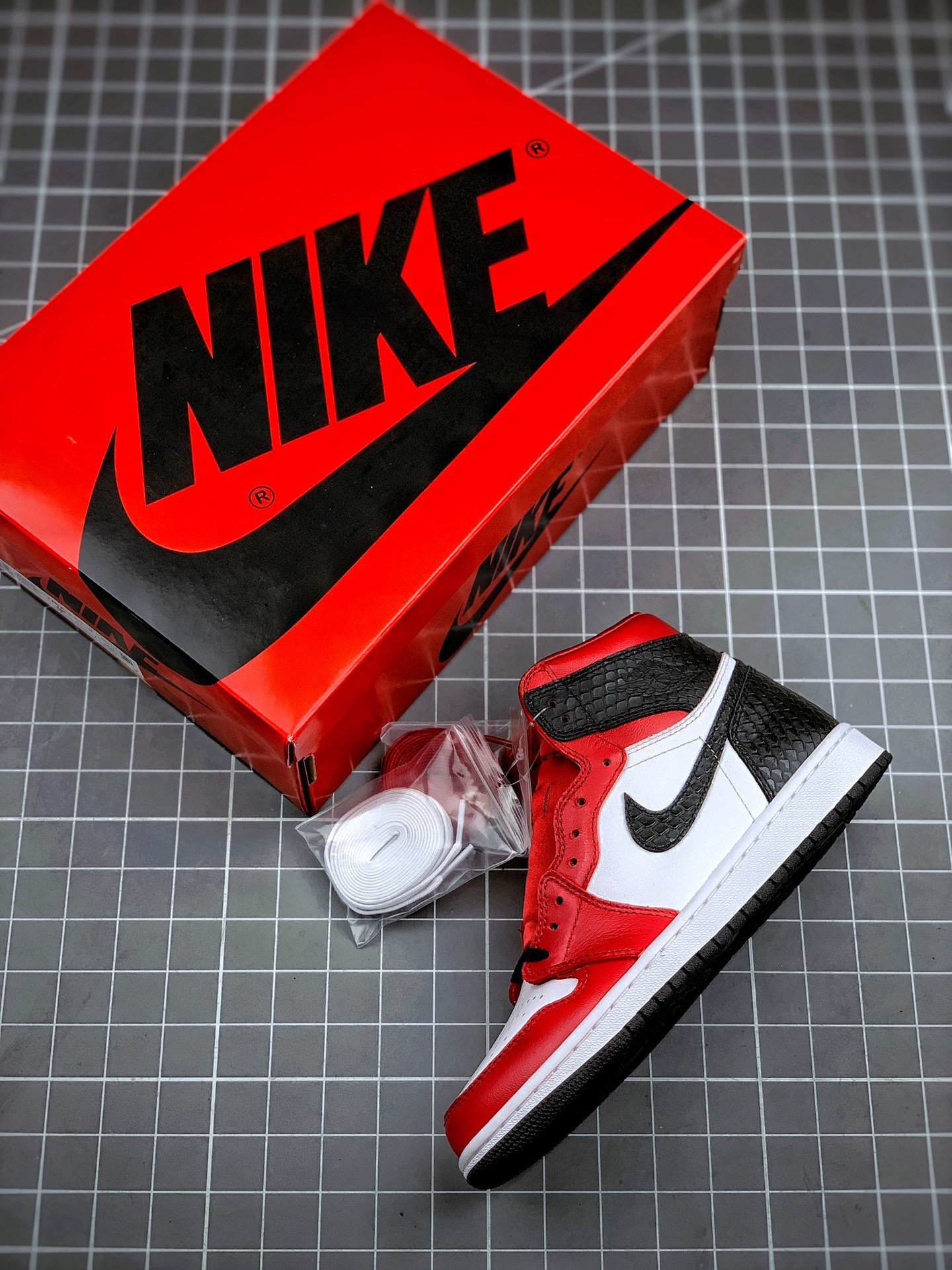 Air Jordan 1 High OG Satin Snake Gym Red White-Black For Sale