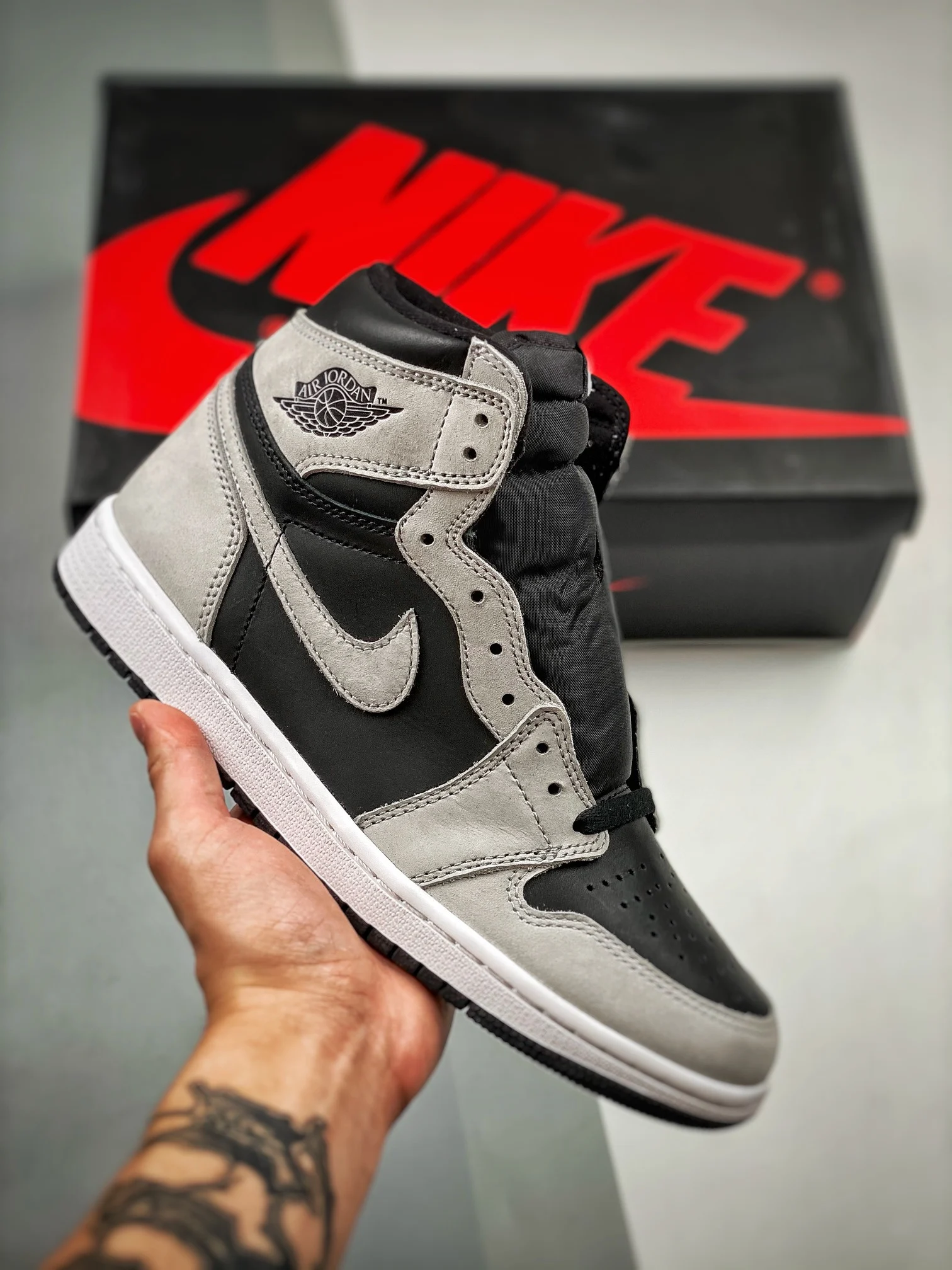 Air Jordan 1 High OG Shadow 2.0 Black Light Smoke Grey-White For Sale