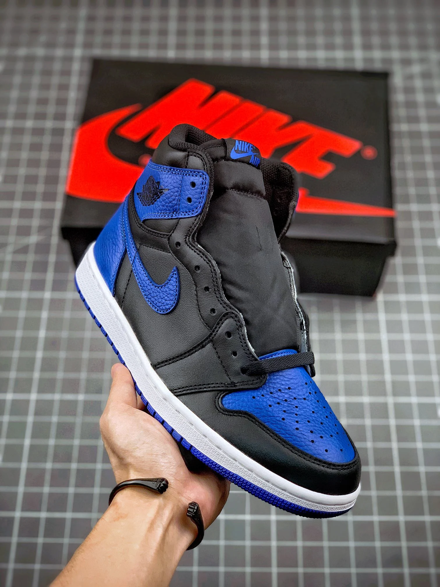 Air Jordan 1 High OG Black Varsity Royal-White 555088-007 For Sale