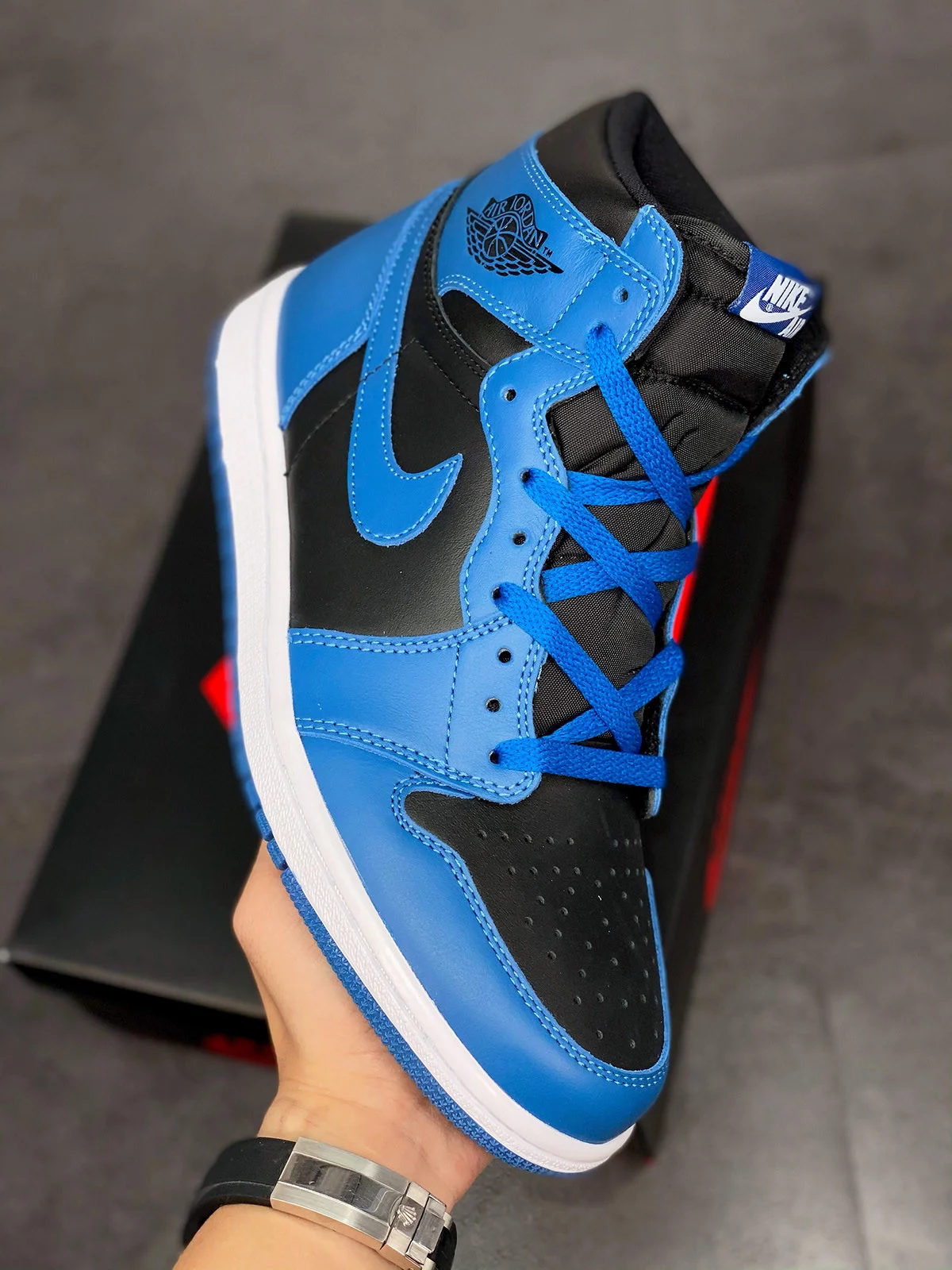 Air Jordan 1 High OG Dark Marina Blue Black-White 555088-404 For Sale