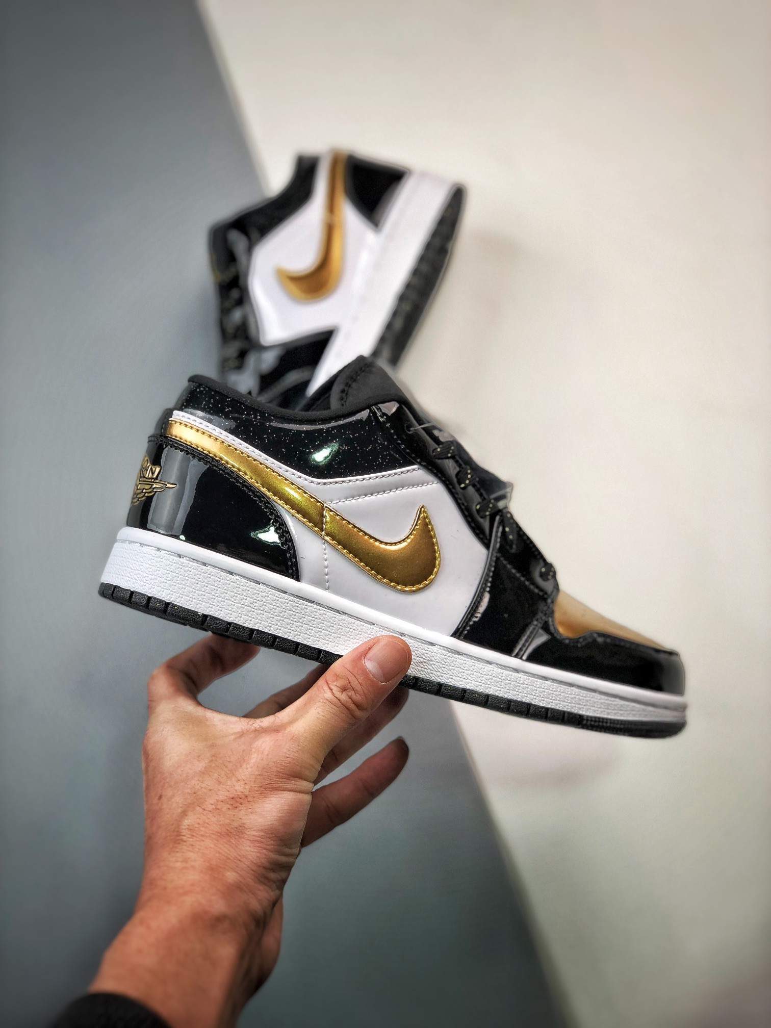 Air Jordan 1 Low Copper Toe Metallic Gold Black-White For Sale