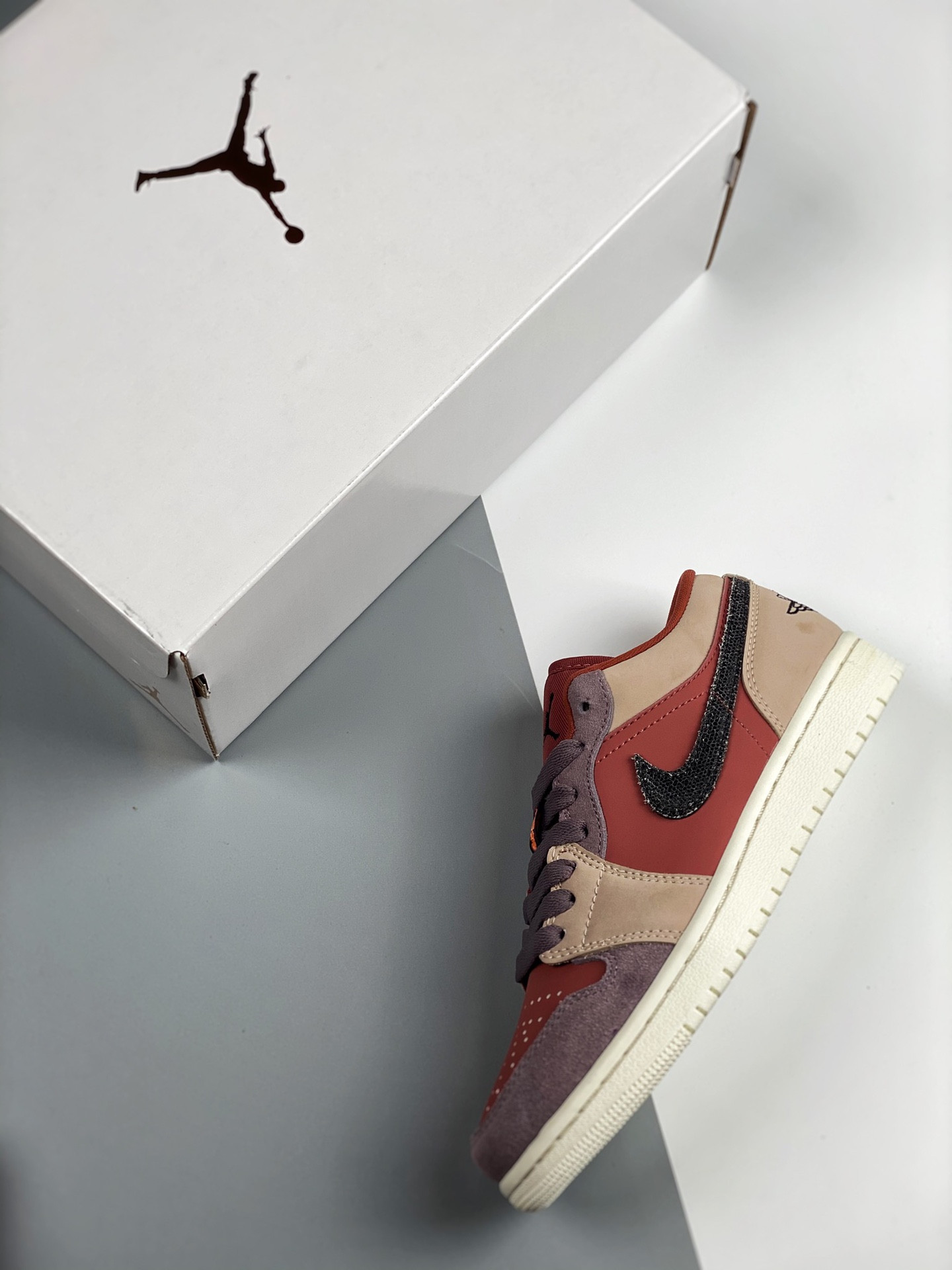 Air Jordan 1 Low Canyon Rust Black-Purple Smoke DC0774-602 For Sale