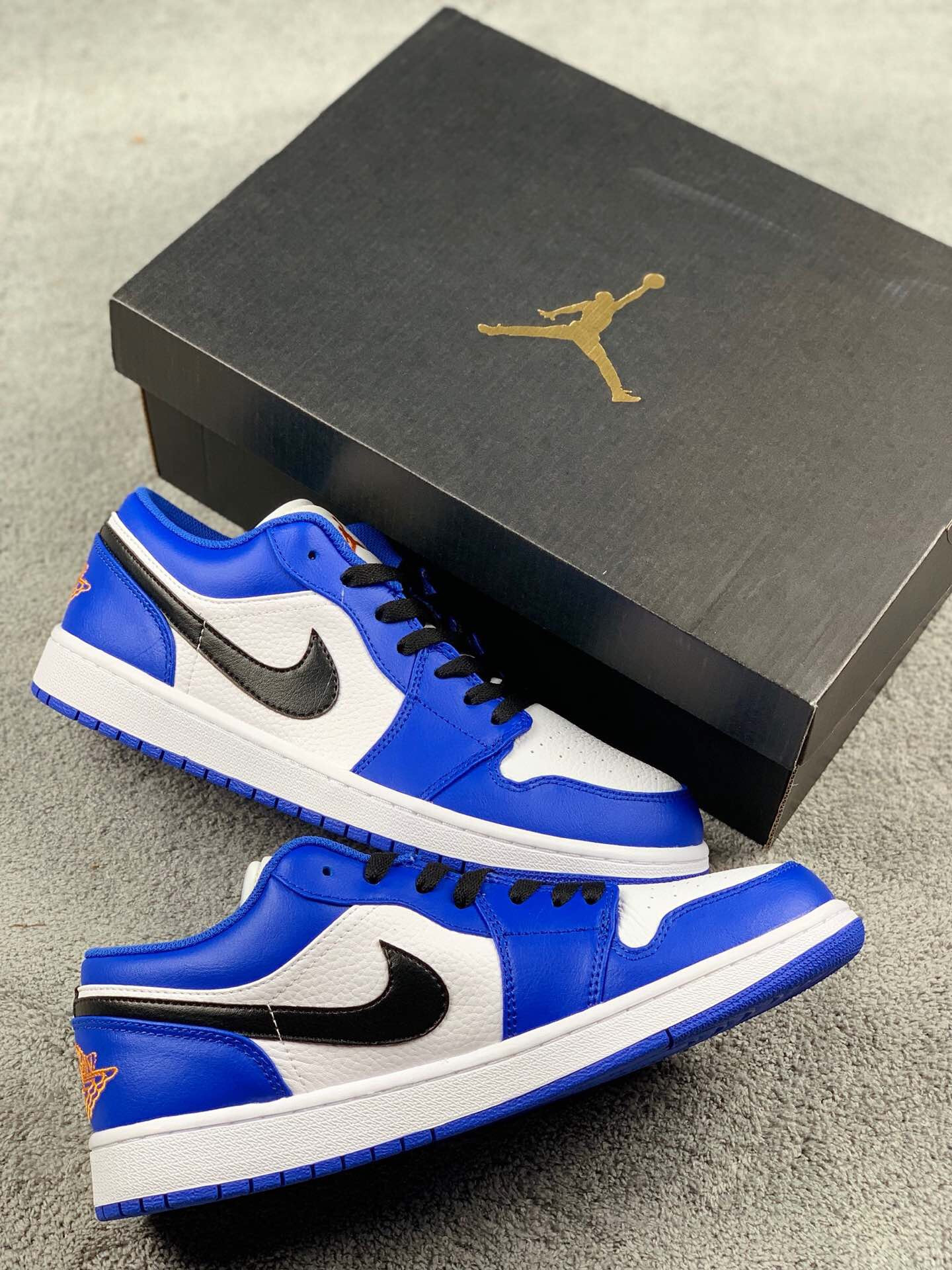 Air Jordan 1 Low Hyper Royal White-Orange Peel On Sale