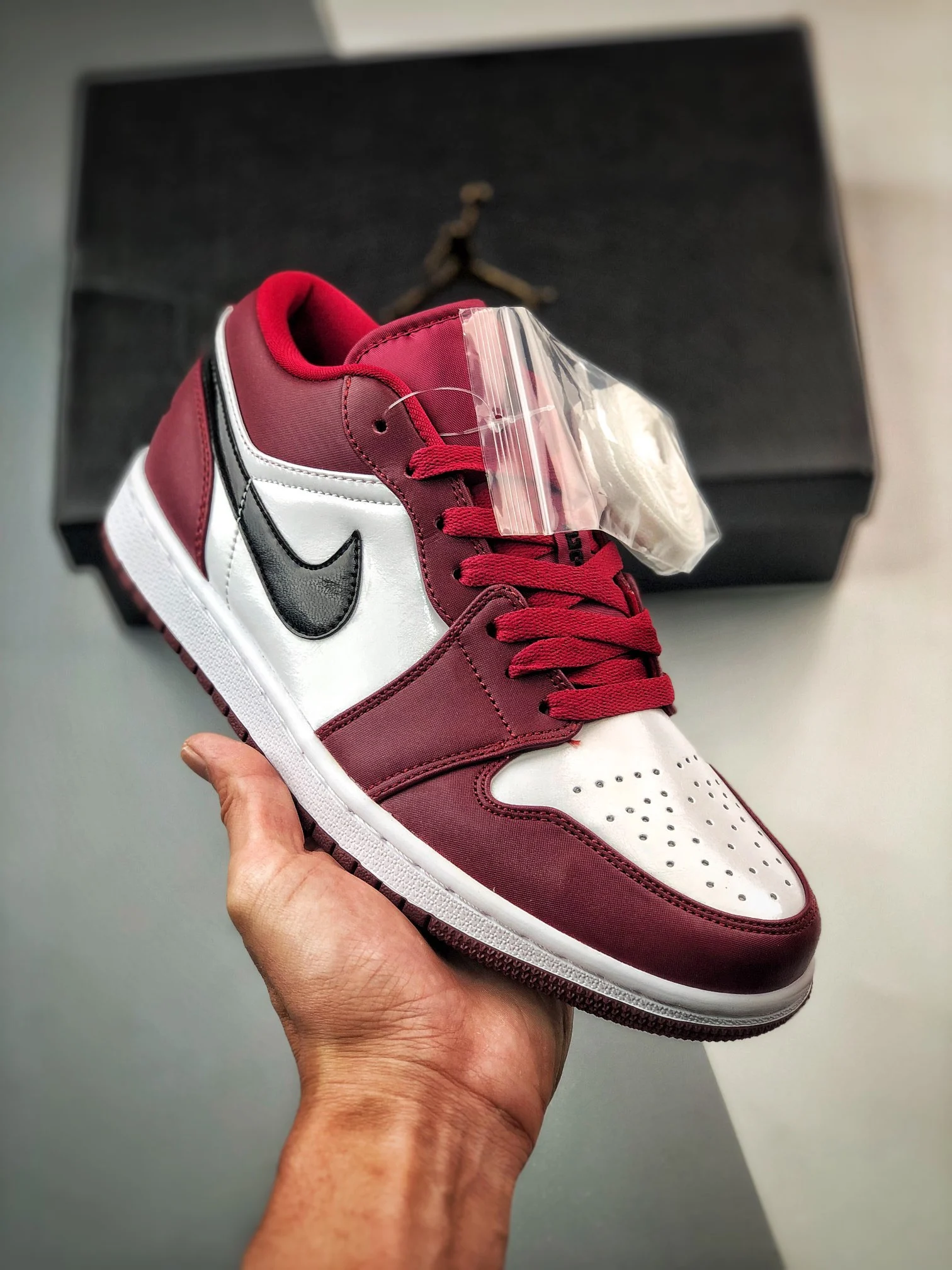 Air Jordan 1 Low Noble Red White Black 553558-604 For Sale