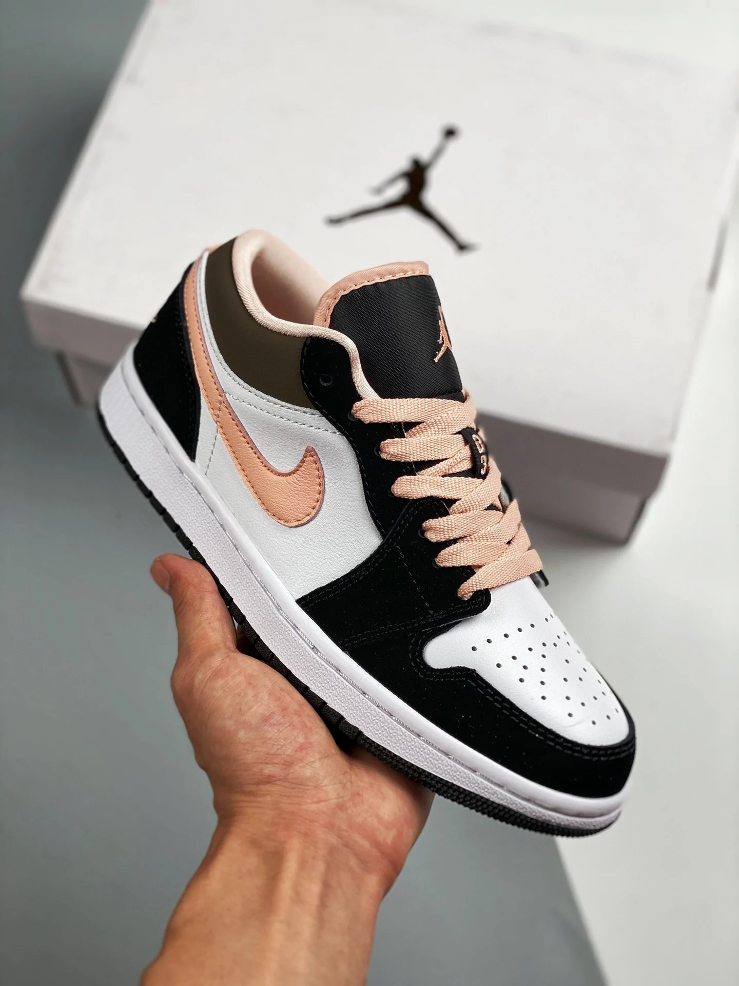 Air Jordan 1 Low Peach Mocha For Sale